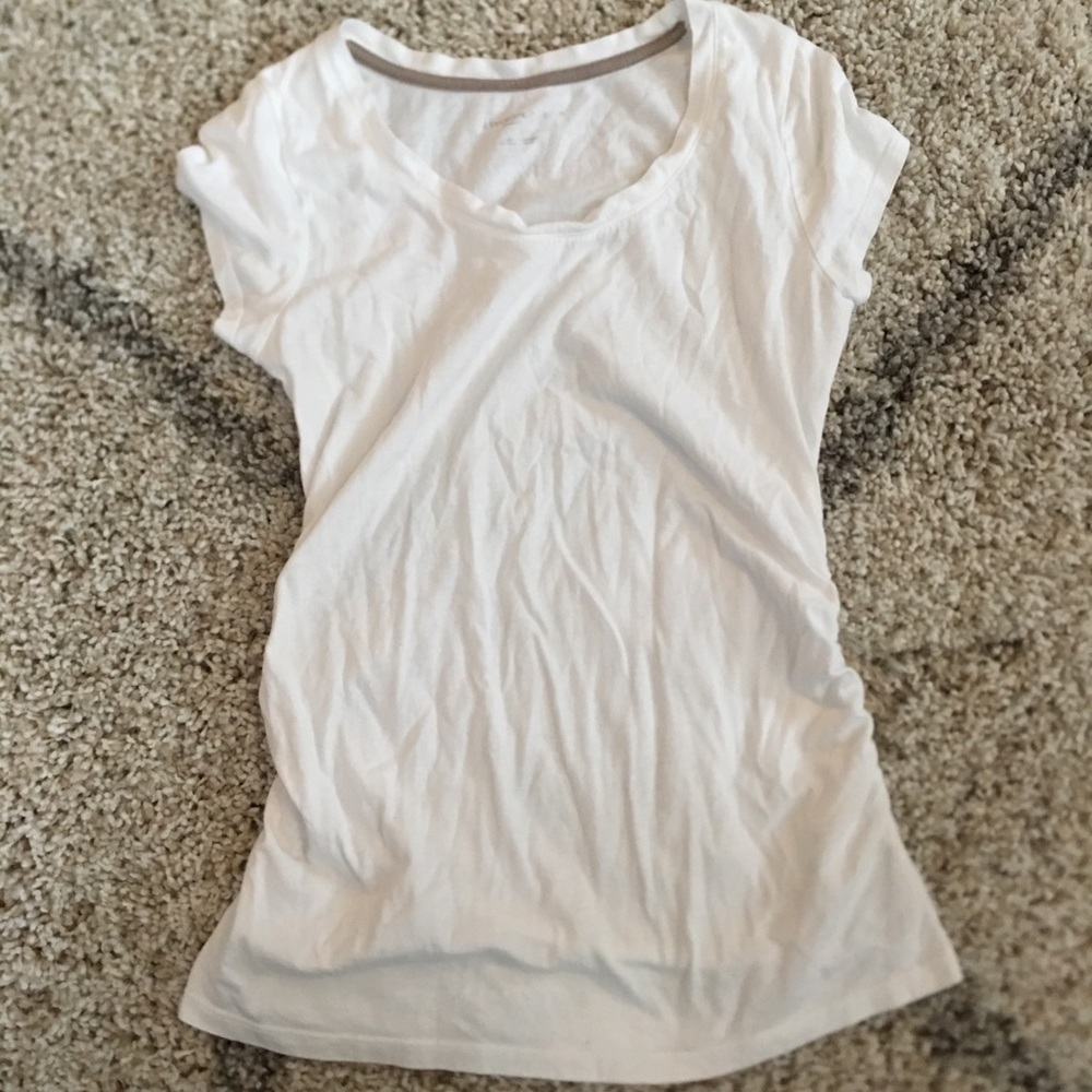 Maternity t shirt